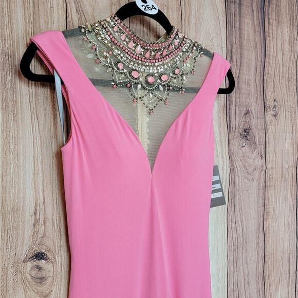 NWT Lucci Lu Bubblegum Pink Bead Embellished Collar Gown, Style # 8129, Sz 4 - Picture 3 of 11